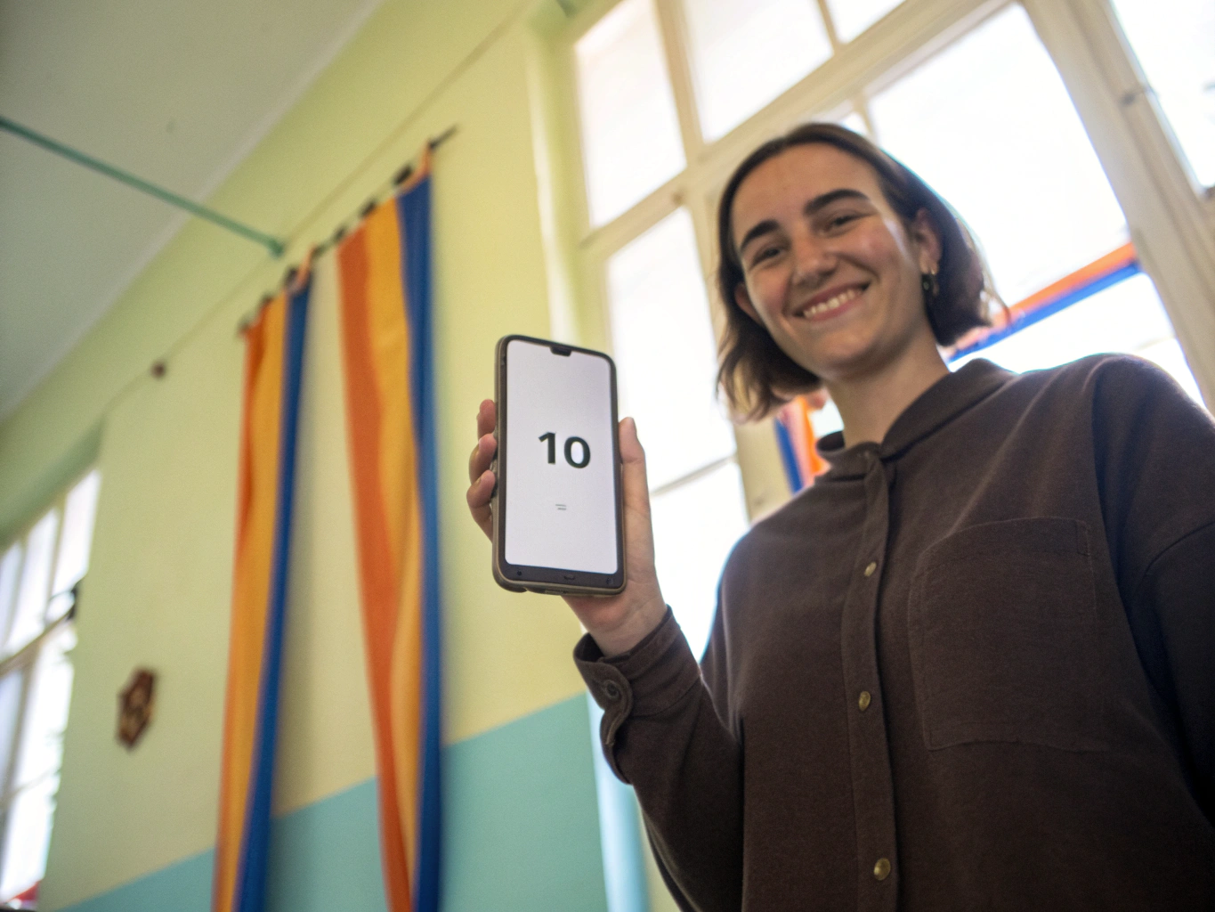 Happy customer using Rechargeryou